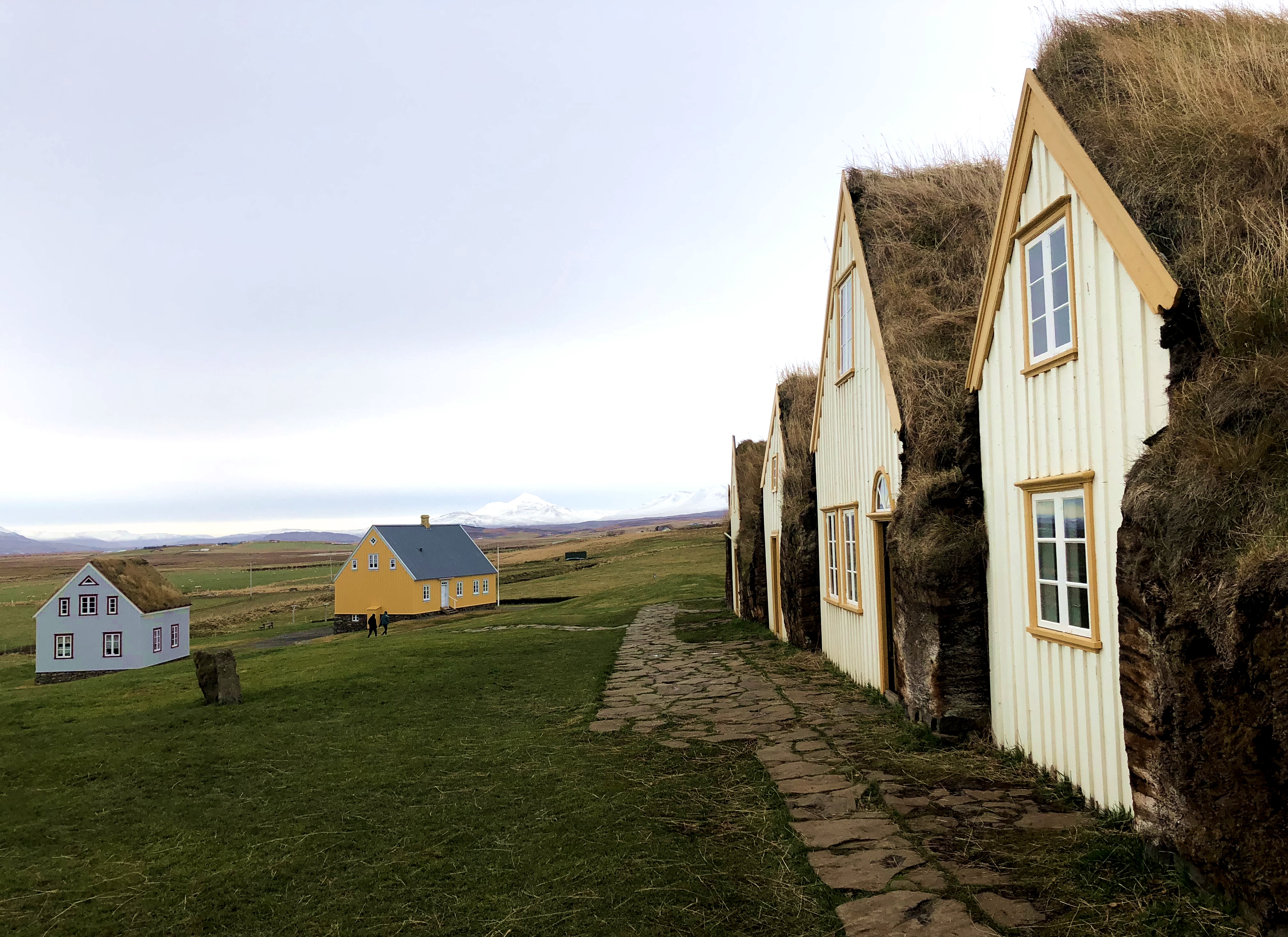 Gamli torfbærinn í Glaumbæ að hausti. Mynd/BÞ