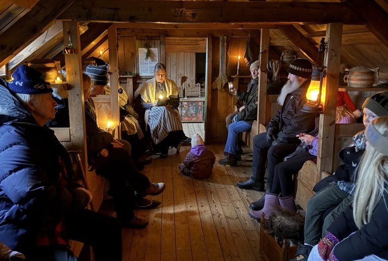 Góð mæting á Rökkurgöngu